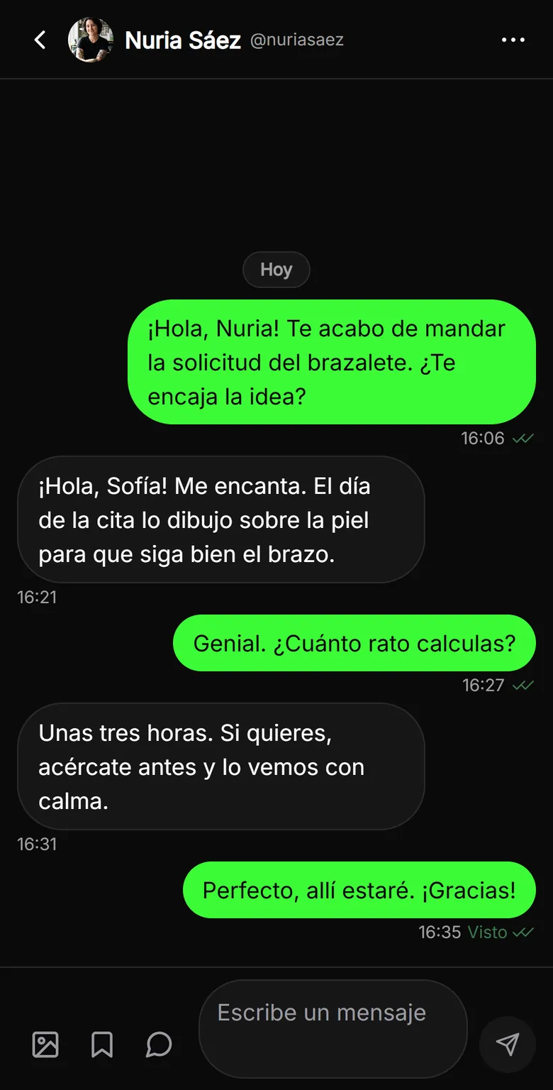 Chat de TatuARTE entre una clienta y su tatuadora para cerrar los detalles de la cita